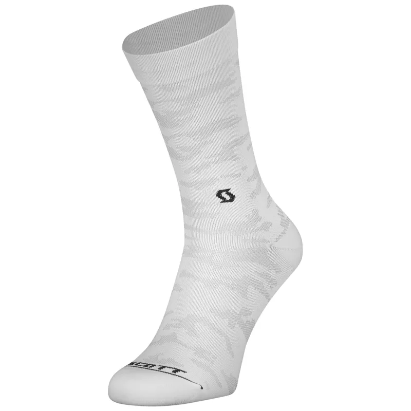 Scott Trail Camo Crew Socks in White/Black