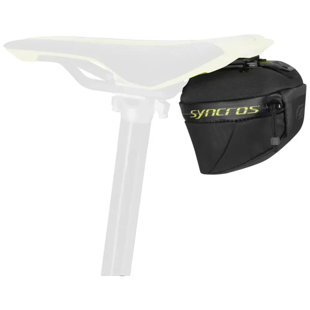 Js Cycles 2022 Scott Syncros iS Quick Release 450 Saddle Bag in Black | Free delivery over £50 & Cycle Scheme available.