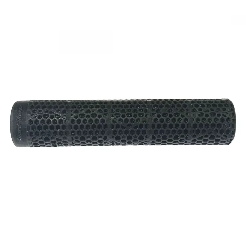 Lizard Skins 3D Printed Carbon Grips in Black