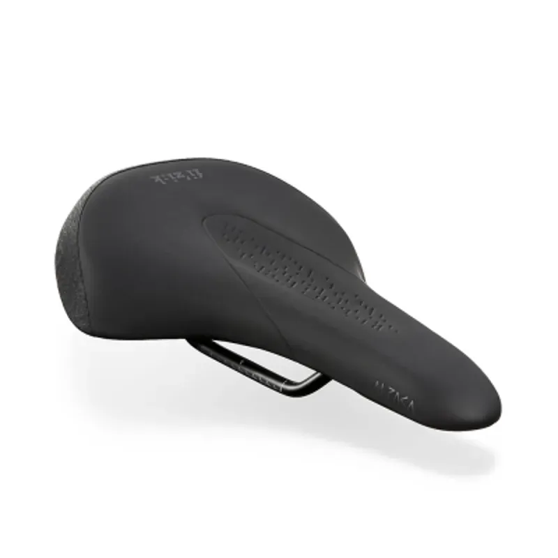 Terra Alpaca X5 Saddle in Black