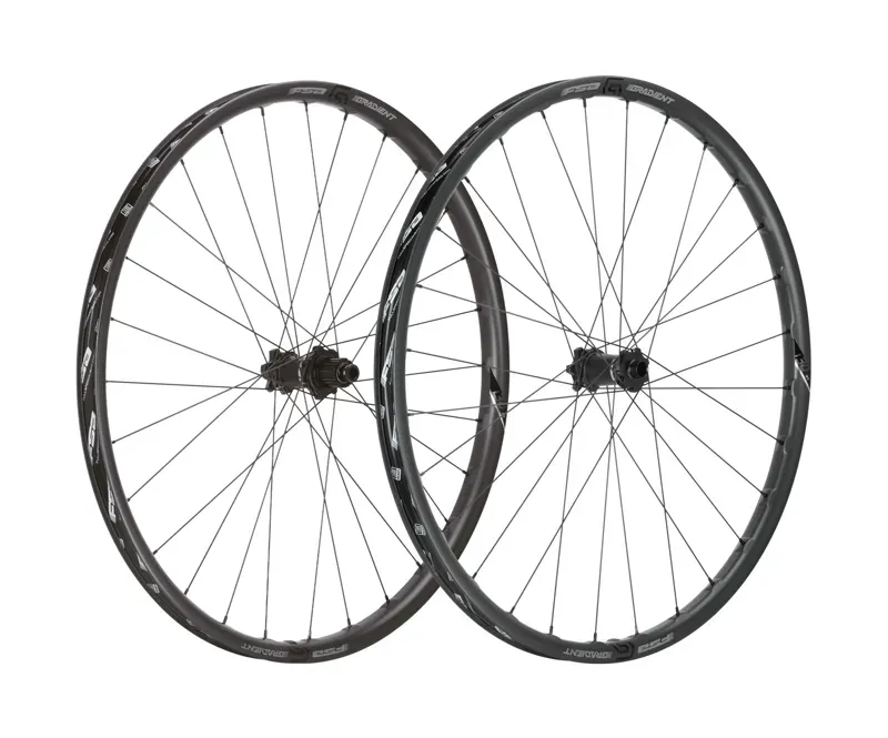 FSA Gradient Boost 29in 6 Bolt i30 Carbon MTB Wheelset in Black