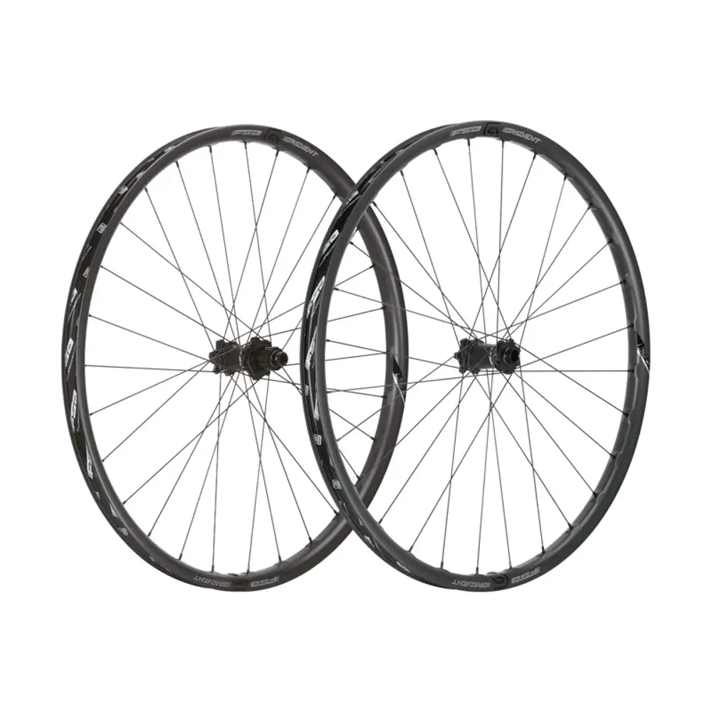 Js Cycles Fsa FSA Gradient Boost 29in 6 Bolt i30 Carbon MTB Wheelset in Black | Free delivery over £50 & Cycle Scheme available.