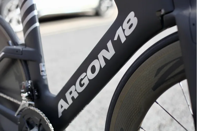 ARGON 18 E-119 TRI+-2