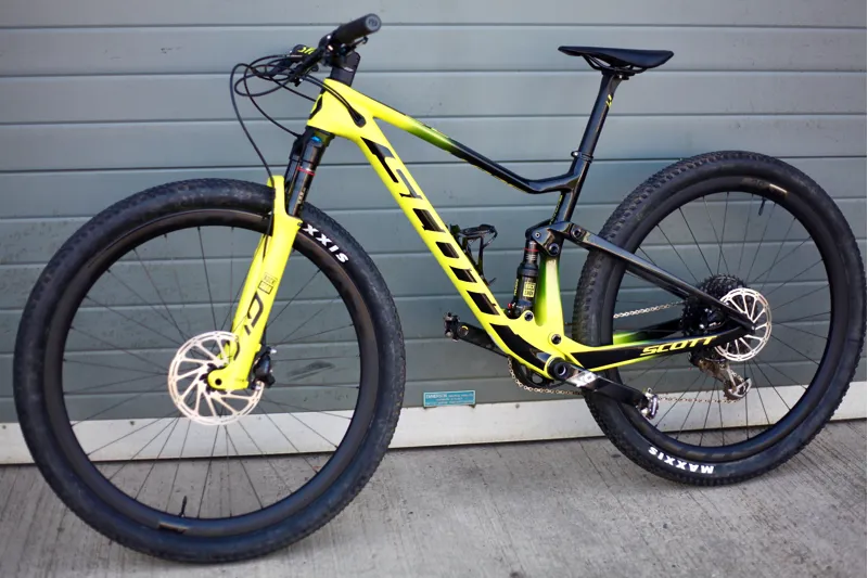 2020 Scott Spark RC 900 WC Carbon FS Mountain Bike in Yellow-1