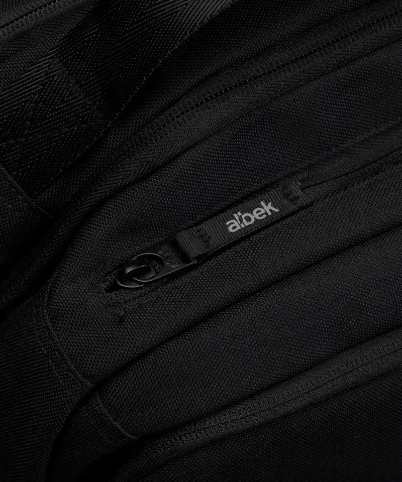 Albek Dudley Backpack in Covert Black-3
