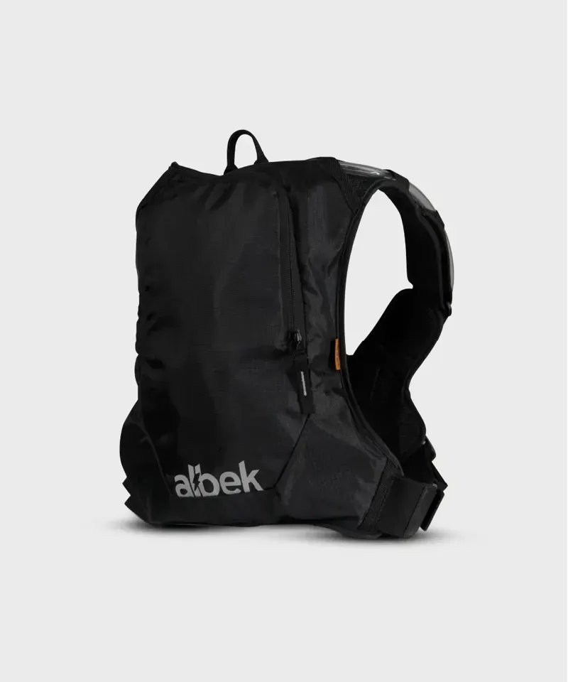 Albek H20-Haul Three Hydration Pack 1.5L in Covert Black-1
