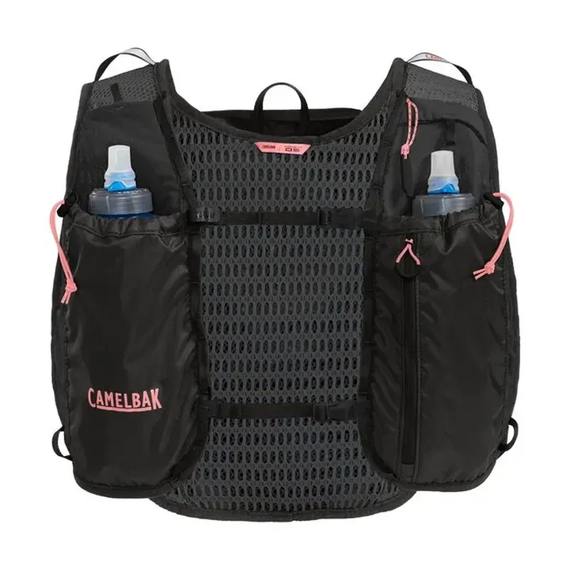 Camelbak Women's Circuit Run Vest w/1.5L Reservoir in Black-4