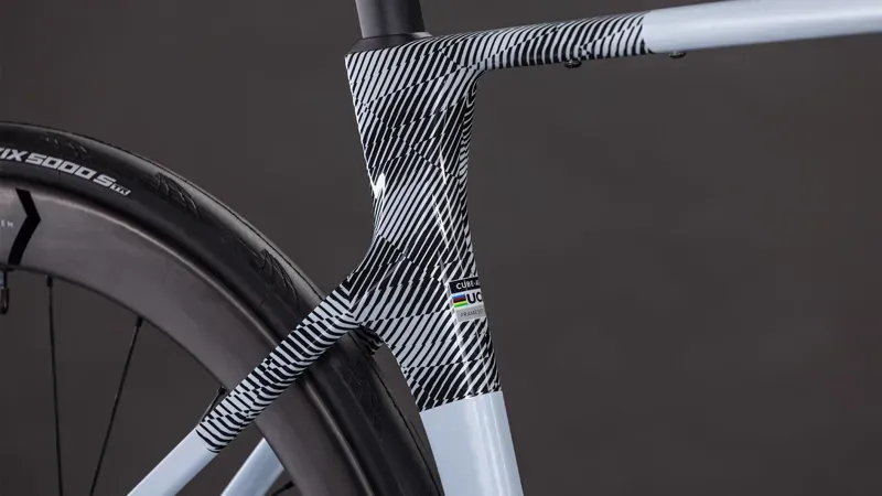 Cube Agree C:62 Race Road Bike in Glacier/Black-6