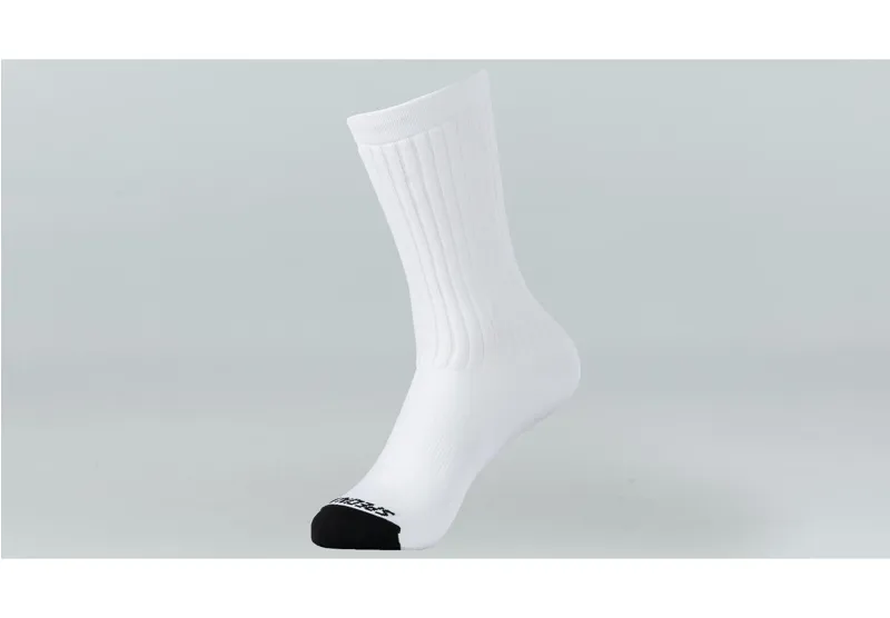 Specialized Hydrogen Aero Tall Socks in White