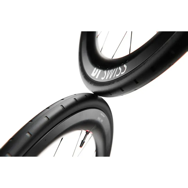 DT Swiss ARC 1100 DICUT Disc Brake WTS - Carbon Clincher 55x22mm Rim - Front with Tyre-4