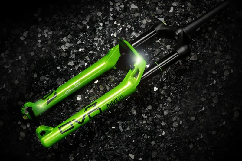 DVO Onyx 38 D1 SL 170mm Travel Boost 15mm Bolted Axle Green 29-4