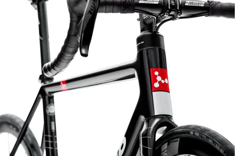 Argon 18 Gallium CS Disc SRAM Rival AXS Road Bike-4