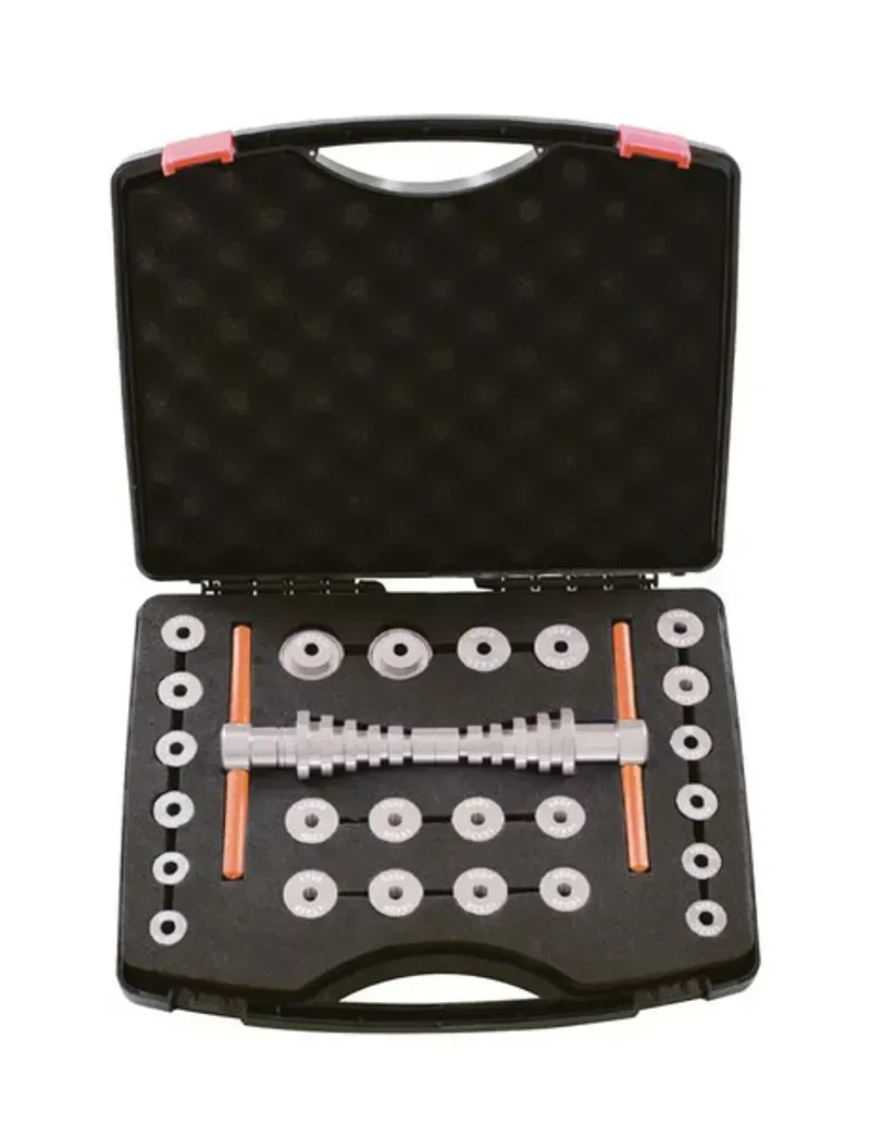 IceToolz Hub Bearing Installation Kit w/ Case in Silver