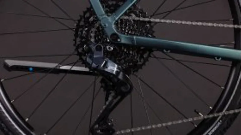 Cube Kathmandu SLT Touring Bike in Duskwood/Goblin-5