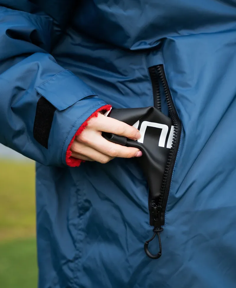 Huub junior changing robe-6