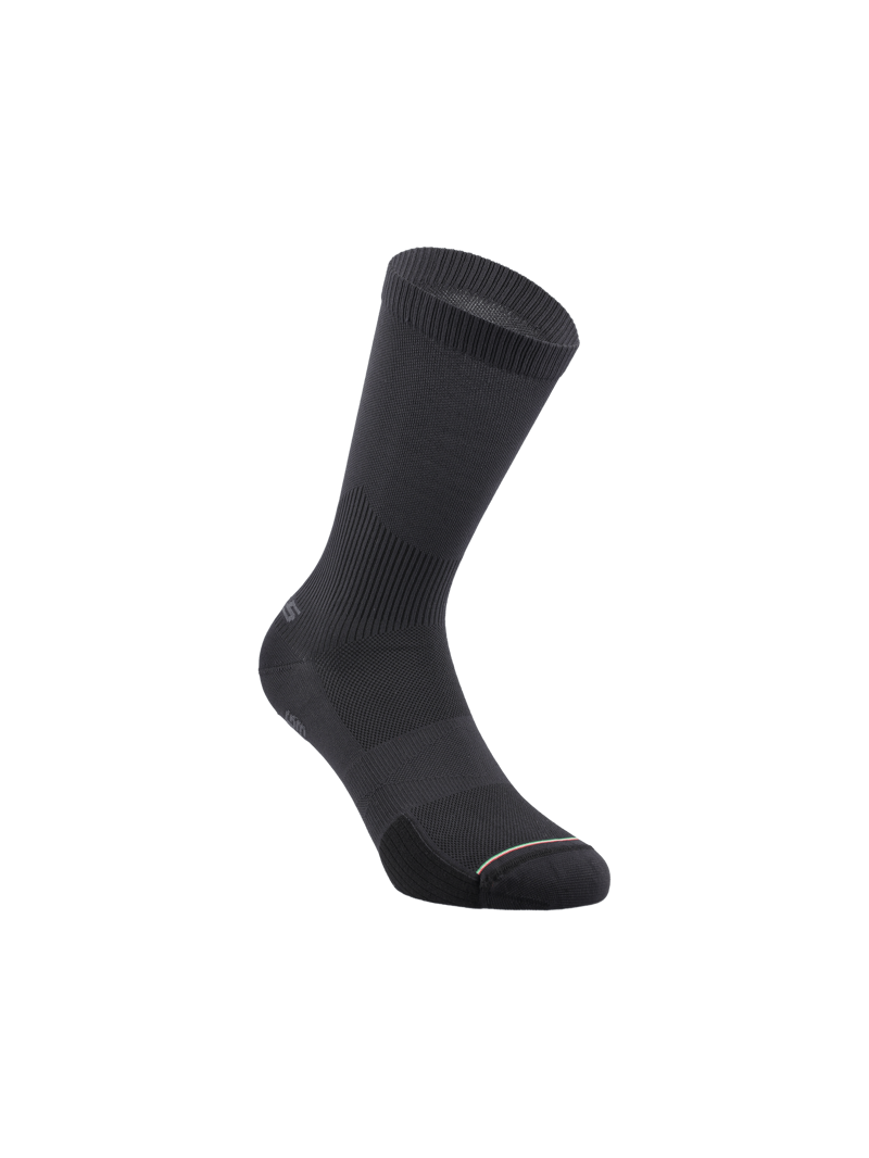 Q36.5 Ultra Long 19 Socks - Black