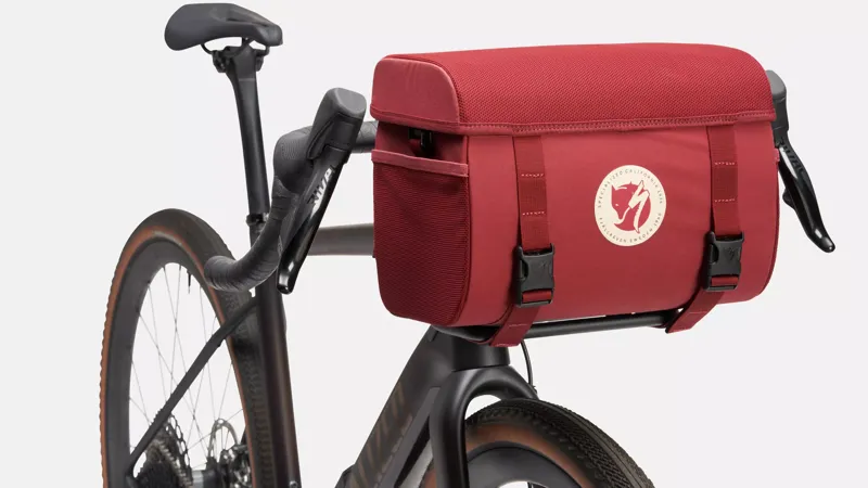 2023 Specialized/Fjllrven Handlebar Bag in Ox Red-1