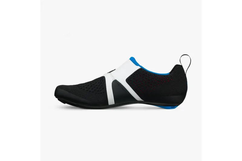 Fizik R1 Transiro Tri Shoes in Black/White-1