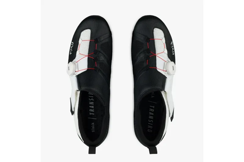 Fizik R3 Transiro Tri Shoes in Red/Black-9