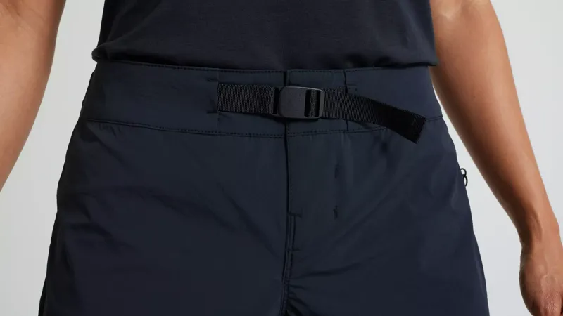 Women's ADV Air Shorts Black-3