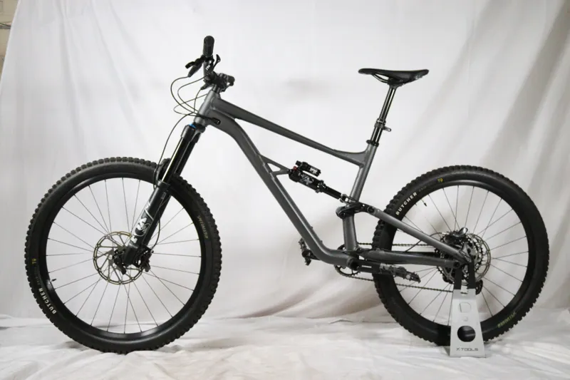 2022 Specialized Status 160 Mountain bike Smoke/Artic Blue - Size S5 - Used Approved-1