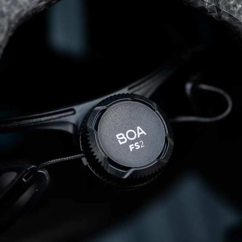 Leatt Gravity 5.0 MTB Helmet in Red-6