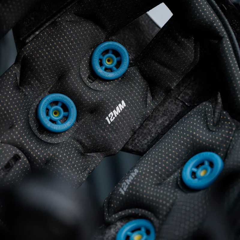 Leatt Gravity 5.0 MTB Helmet in Red-7