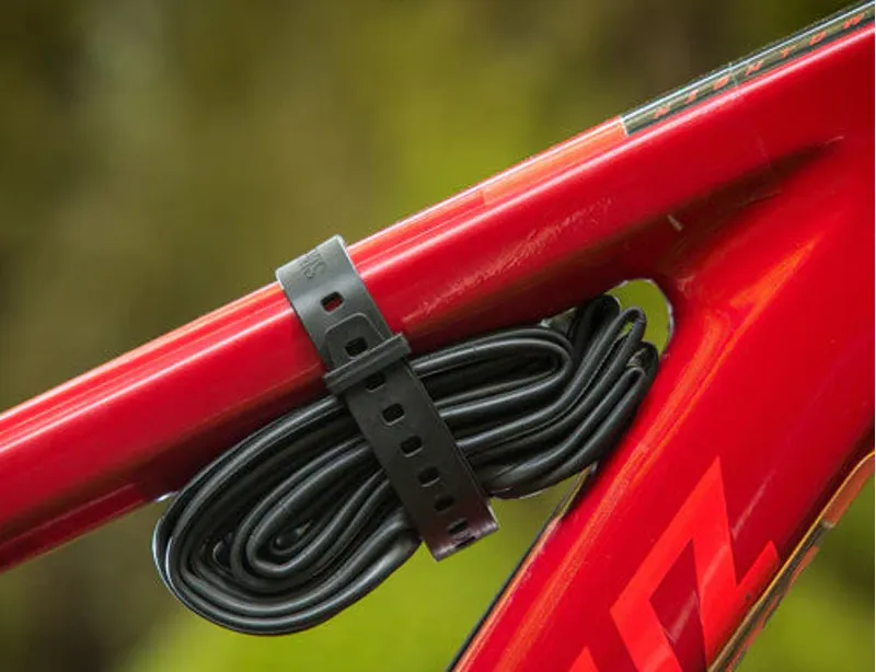 OneUp Components EDC Gear Tension Straps-2