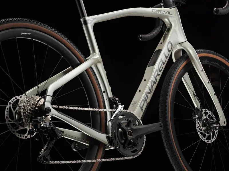Pinarello Grevil F1 CH340 GRX 610 Gravel Bike 2026-7
