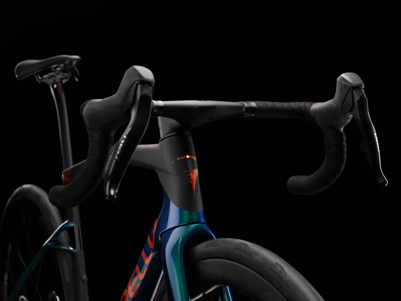 Pinarello Dogma X - Jade Eclipse - SRAM Red AXS - 2027-7
