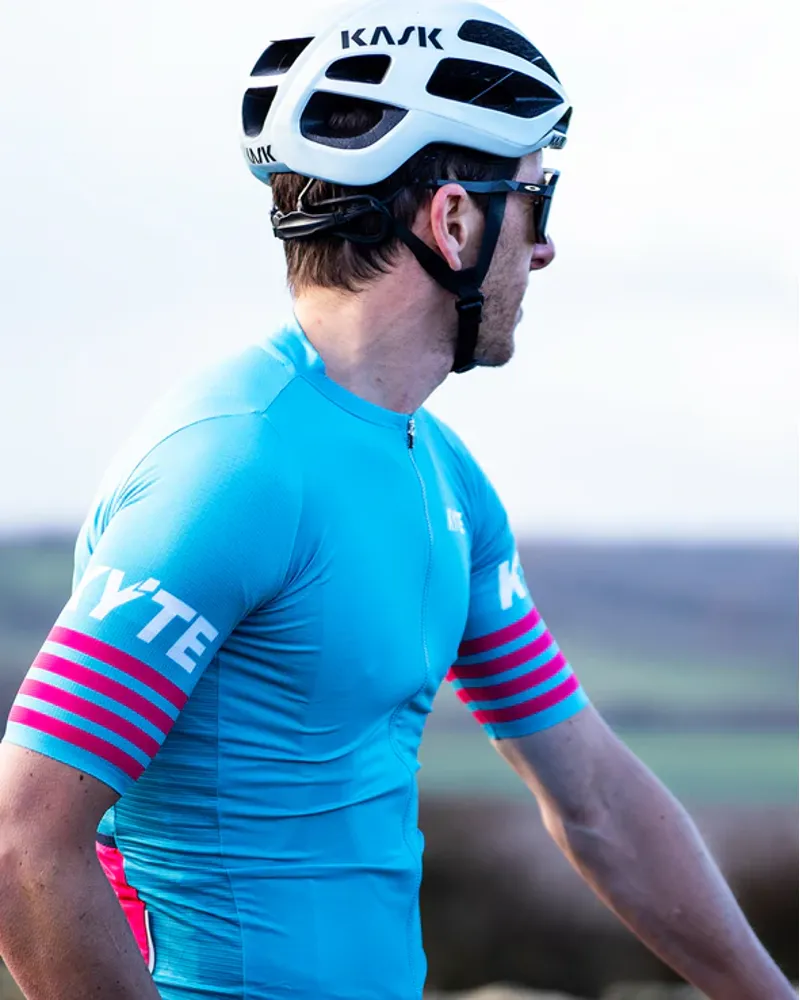 KYTE Race Short Sleeve Jersey - Cyan / Pink-3