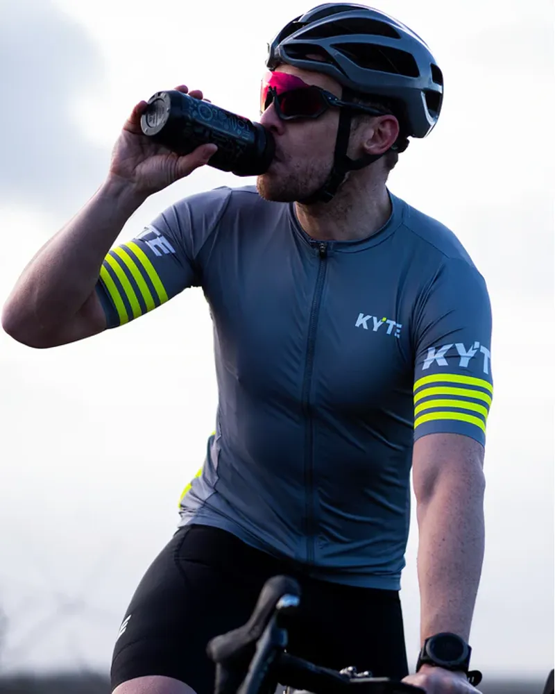 KYTE Race Short Sleeve Jersey - Grey / Yellow-2