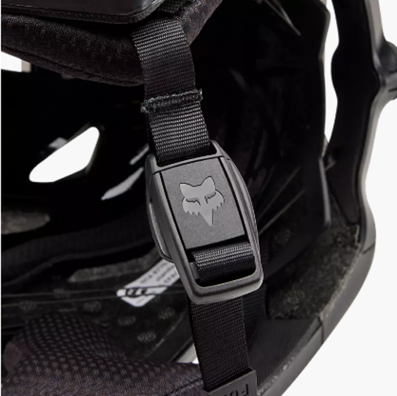 Fox Dropframe Pro Helmet in Matte Black-7