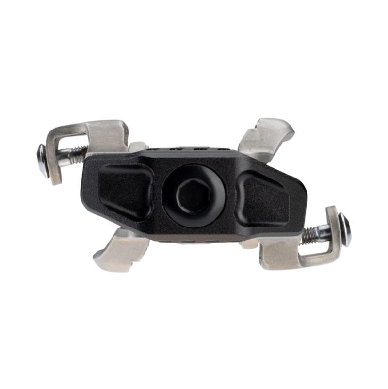 Leatt Endurance 6.0 Pedals 2025: BLACK uni-2