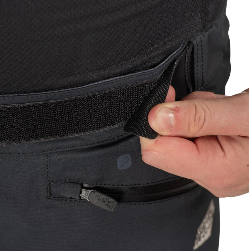 Leatt MTB HydraDri 5.0 Pants in Black-4