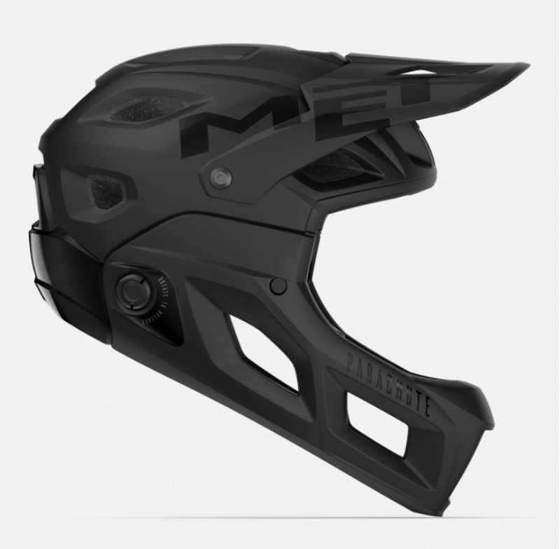 Parachute MCR MIPS Helmet in Black-2