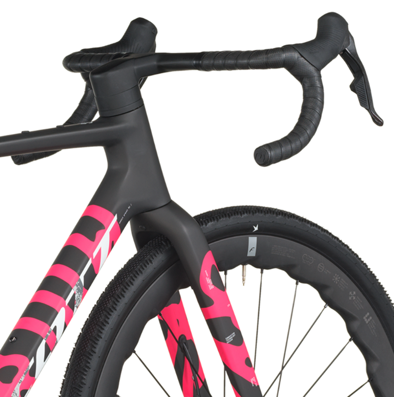 Scott Addict RC Gravel Bike in Carbon Black-4