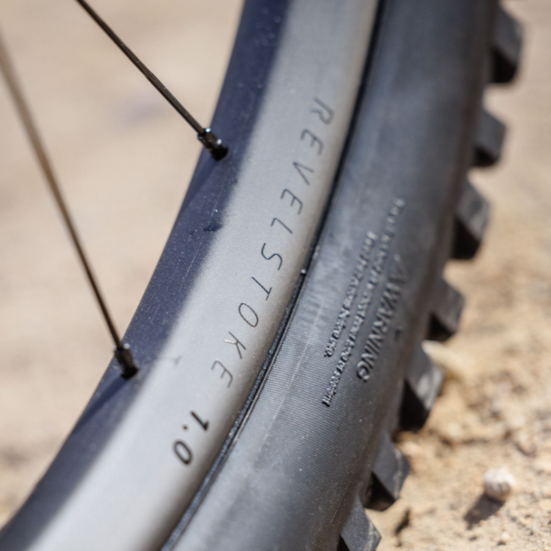 Scott Voltage eRIDE 900 Tuned Lightweight Electric Mountain Bike-4