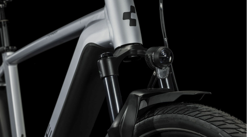 Cube Kathmandu Hybrid SLX 750 Trekking eBike in Polar Silver-6