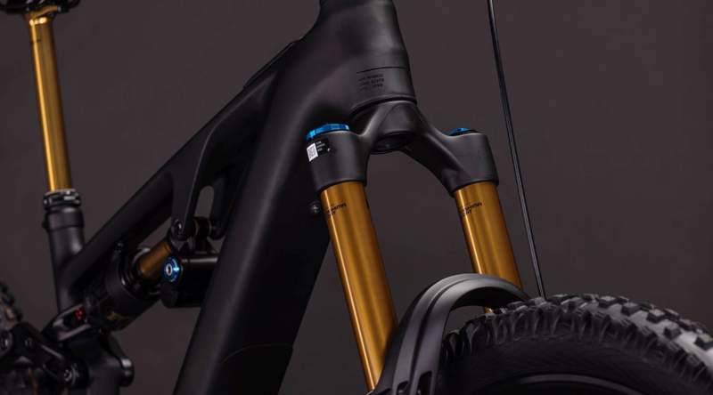 Cube Ams Hybrid one77 c:62 At 600x 2026 CARBON/GOLD-6