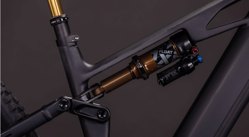 Cube Stereo Hybrid one44 Hpc At 800 2026 CARBON/GOLD-2