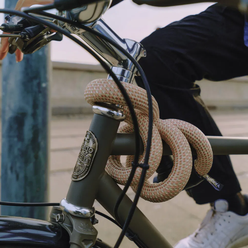 Abus Yarnit 4004K 4mm 85cm/2.8-ft Textile Lock w/ Key in Black-3