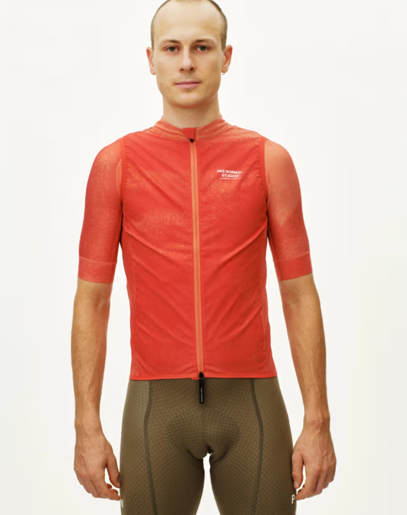 Pas Normal Studios Men's Mechanism Stow Away Gilet - AOP Hibiscus Orange-1