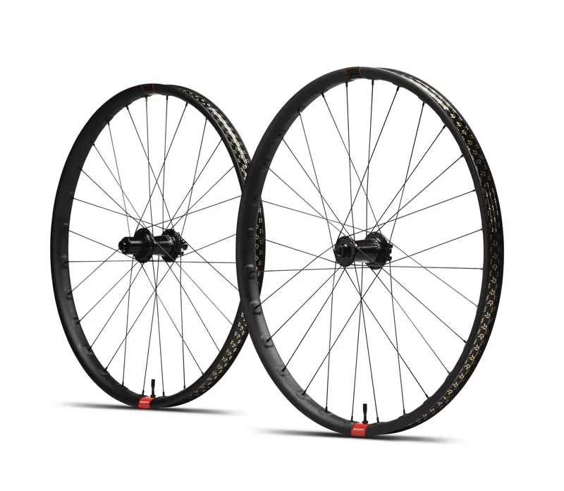Reserve Wheels 30 HD 29 All Mountain Wheelset - i9 1/1