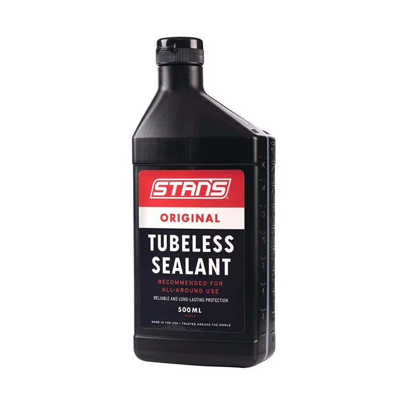 Stans NoTubes 946ml Tyre Sealant in Black/Red-1