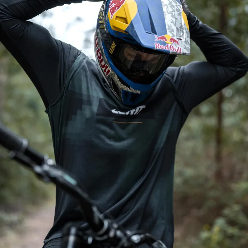 Leatt 1.0 MTB Ride Kit 2026: SZYMON GODZIEK-5
