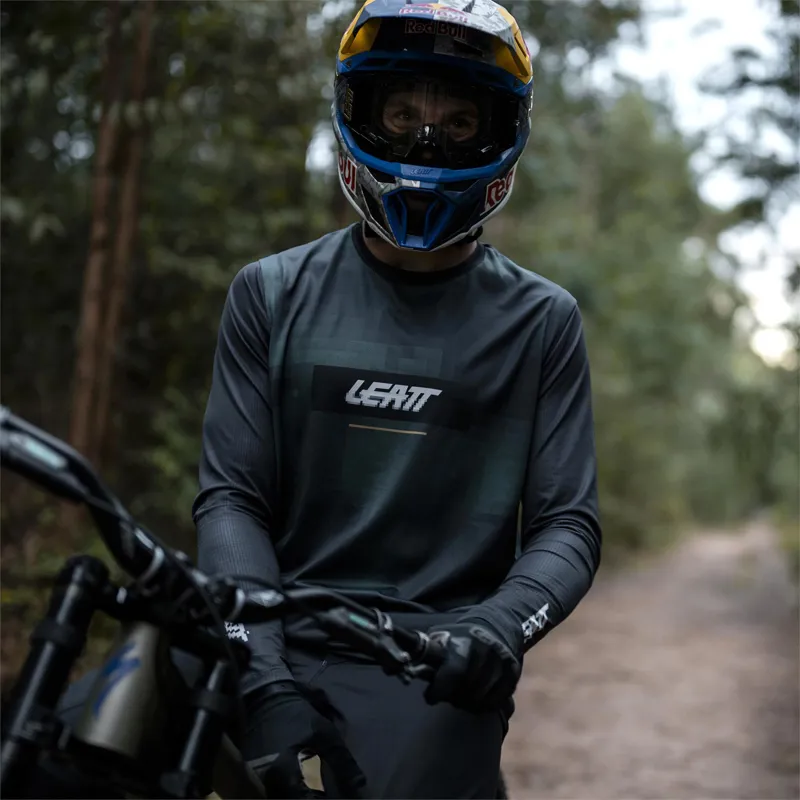 Leatt 1.0 MTB Ride Kit 2026: SZYMON GODZIEK-7
