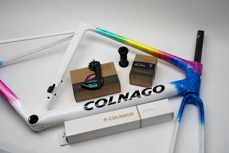 Colnago V5rs Disc Carbon Road Bike - Ceramic Speed - Ultegra Di2