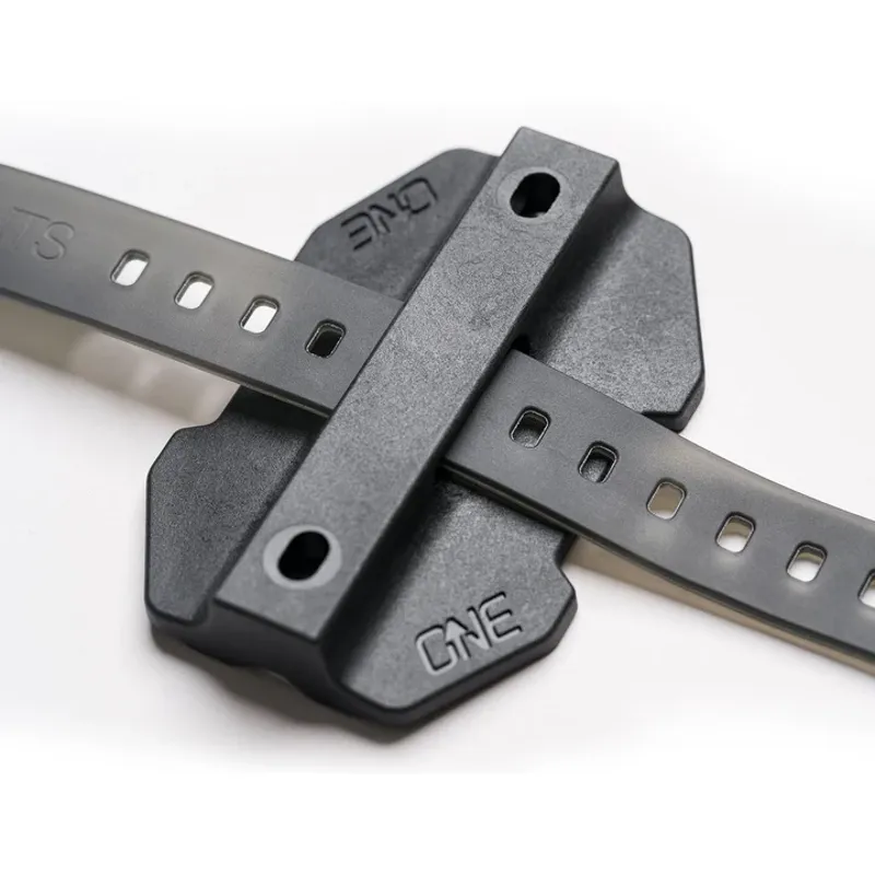 OneUp Components EDC Tube Strap Mount-1