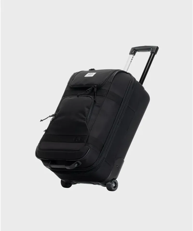 Albek Short Haul Bag in Covert Black-9